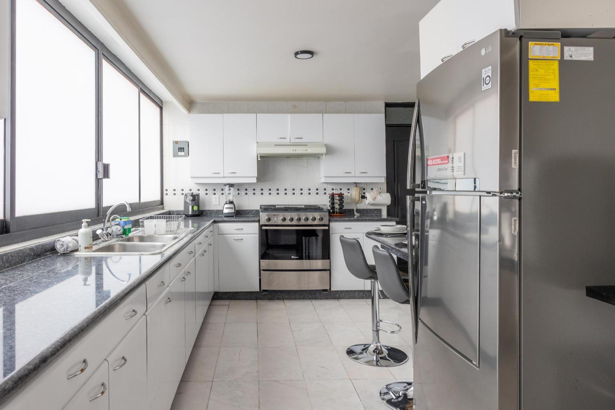 Posh Polanco Stay Tvs And Desks In Each Room مدينة مكسيكو المظهر الخارجي الصورة