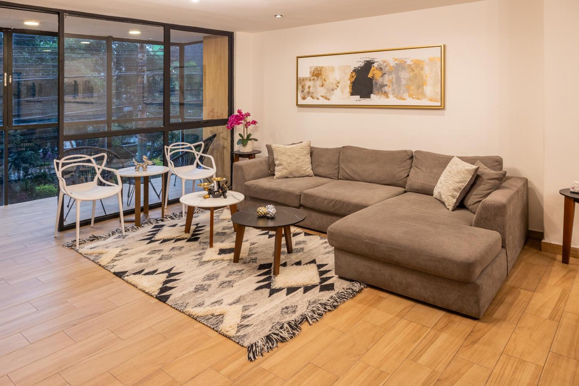 Posh Polanco Stay Tvs And Desks In Each Room مدينة مكسيكو المظهر الخارجي الصورة